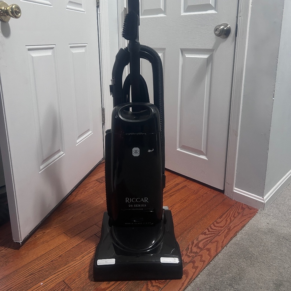 Riccar R25 Standard Upright Vacuum R25S.2